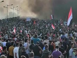 Iraqis protest Iranian interference