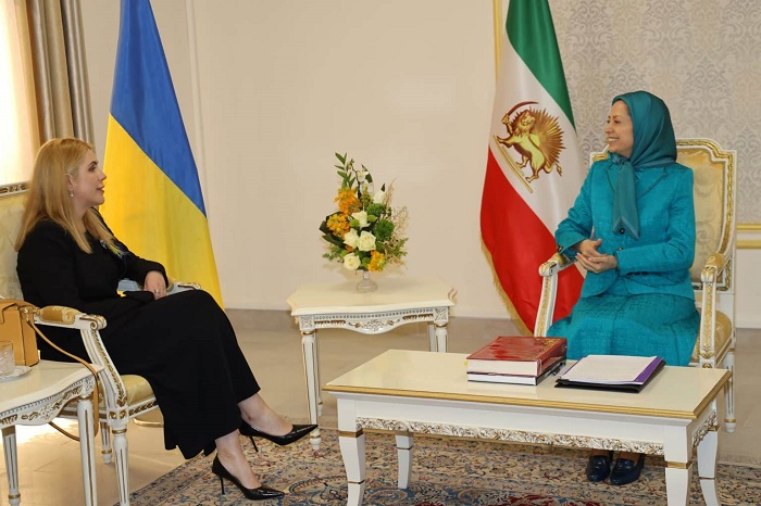 Ms. Rudik said: “It is an honor to see you and to learn from up close about those who have fought this hard battle all these years and have become an emblem for the people of Iran.”