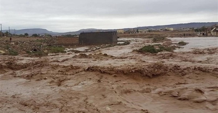 The Iranian National Meteorological Organization foresaw impending rain, hail, and flash floods; however, the operating organization didn't take the warnings seriously or artificially reduced their severity.