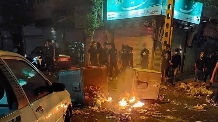 Students in Pirouzi Street and Sadeghieh district in Tehran, Fardis in Karaj, Shahr-e Ray, and Mashhad chanted in their demonstrations, “death to Khamenei”, “death to the dictator”, “this year, is a year of sacrifice, Seyyed Ali (Khamenei) will be overthrown”.