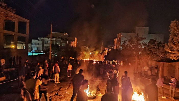 According to latest reports protesters in at least 282 cities throughout Iran’s 31 provinces have taken to the streets for 111 days now seeking to overthrow the mullahs’ regime. Over 750 have been killed by regime security forces and at least 30,000 arrested, via sources affiliated to the Iranian opposition PMOI/MEK.