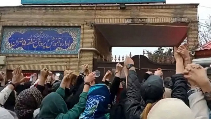 Women in various cities throughout Iran marked International Women’s Day by taking to the streets and launching anti-regime protests.