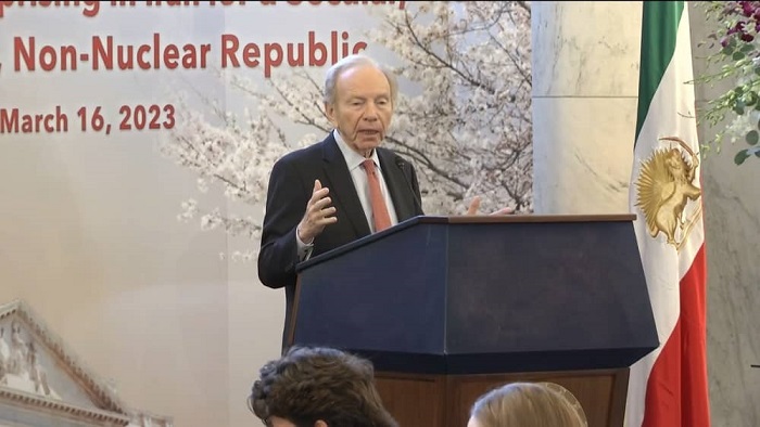 Former U.S. Senator Joe Lieberman gave a powerful speech during a Senate briefing hosted by the Organization of Iranian American Communities (OIAC) on March 16, just before the Persian New Year.
