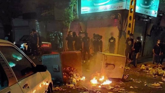 The nationwide uprising in Iran has entered its 211th day with protests continuing in various cities throughout the country.