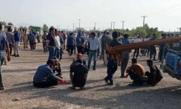 The 219th day of Iran’s nationwide uprising saw the workers of various oil, gas, and petrochemical sites across the country on strike for a second day.