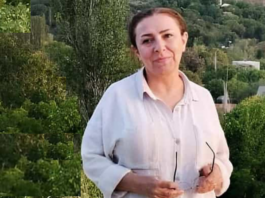 Labor activist Nahid Khodajoo was transferred to Evin prison to serve her five-year sentence. Nahid Khodajoo lives in Tehran and is a retired worker.