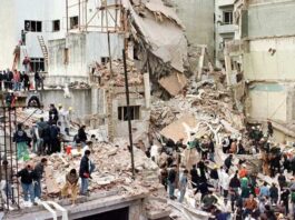 In a significant development for justice and transparency, Argentine federal judge Ariel Lijo has made public a crucial intelligence report that corroborates the Iranian regime’s involvement in the 1994 bombing of the AMIA Jewish community center in Buenos Aires.