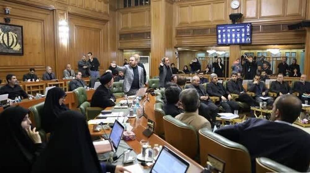 iran-tehran-city-council-fighting The political landscape in Tehran is becoming increasingly volatile as a campaign to remove Mayor Alireza Zakani intensifies.