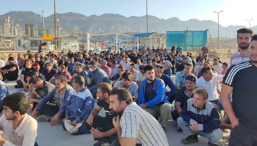 On Sunday, September 22, widespread protests erupted across multiple cities in Iran, marking a significant escalation of public dissatisfaction with deteriorating economic conditions, government neglect, and the suppression of fundamental rights.
