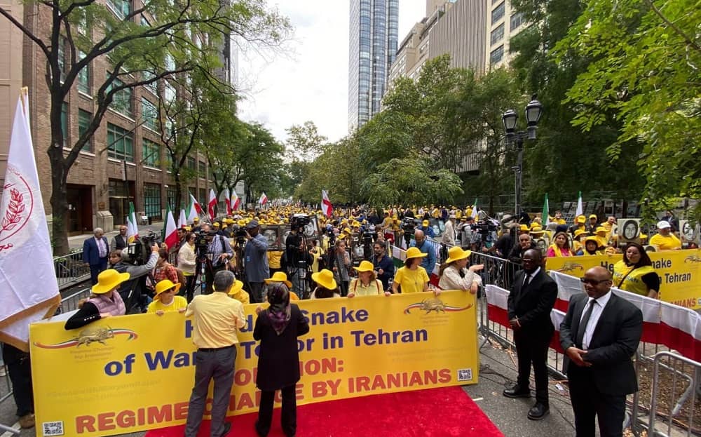On Tuesday, September 24, thousands of Iranian-Americans and supporters of the Iranian Resistance gathered outside the United Nations headquarters in New York to protest the presence of Iranian regime President Masoud Pezeshkian at the UN General Assembly (UNGA).